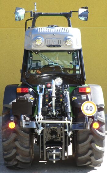 Cabina RIBASSATA "COMPACT" DEUTZ-FAHR Serie 5DS = 5080DS-5090DS-5100DS-5090.4DS-5105DS-5115DS - immagine 6