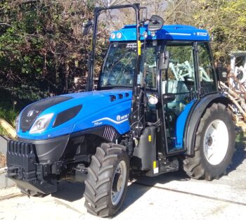 New Holland T4+BASSOTTO StageV